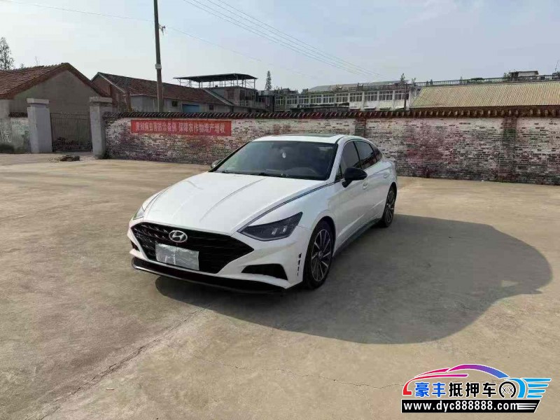 21年现代索纳塔轿车抵押车出售