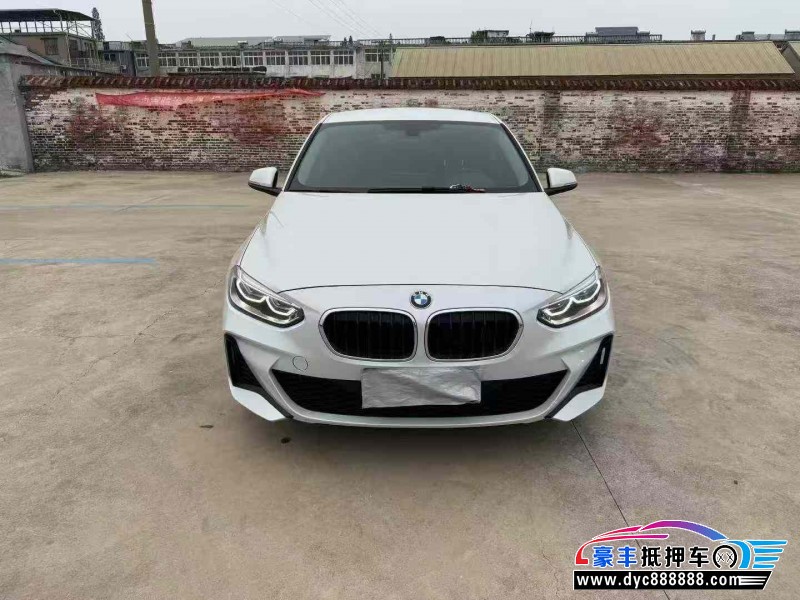 21年宝马1系轿车抵押车出售
