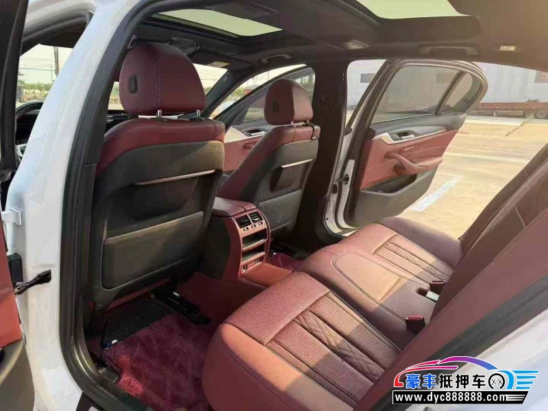 22年宝马5系轿车抵押车出售