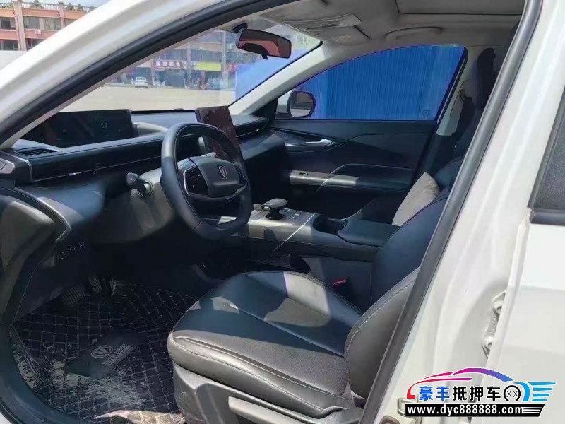 23年长安逸达轿车抵押车出售