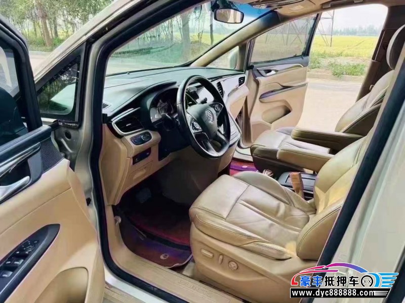 19年别克GL8轿车抵押车出售