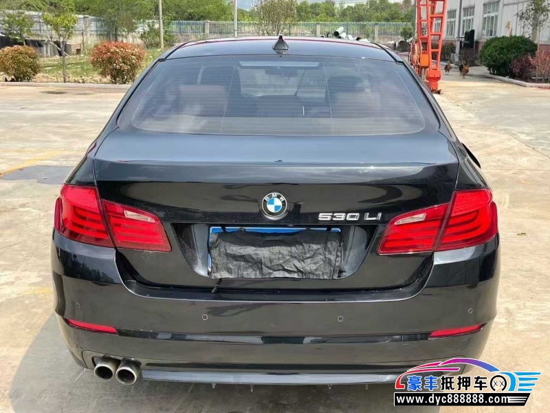 13年宝马5系轿车抵押车出售