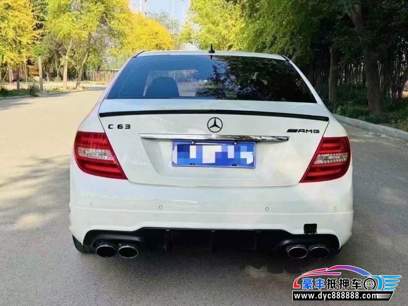 15年奔驰C轿车抵押车出售