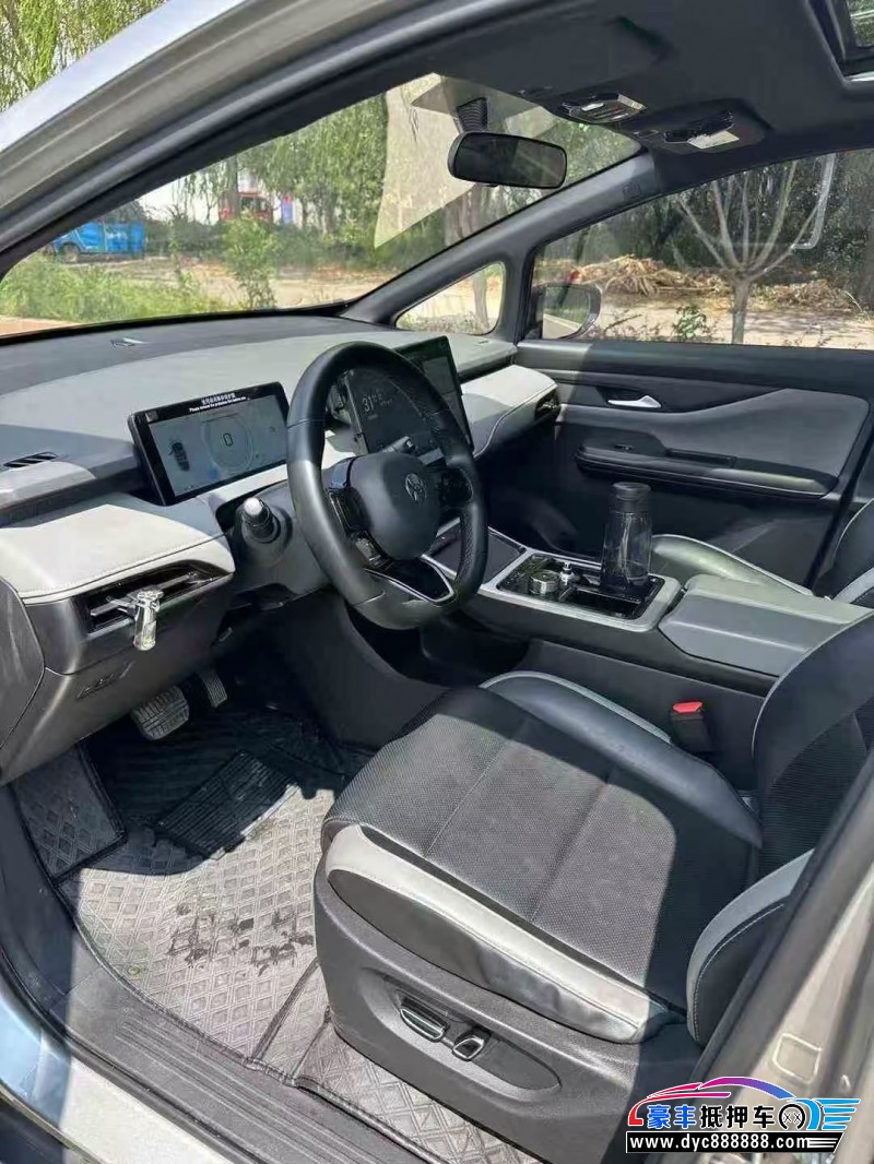 23年合创z03轿车抵押车出售