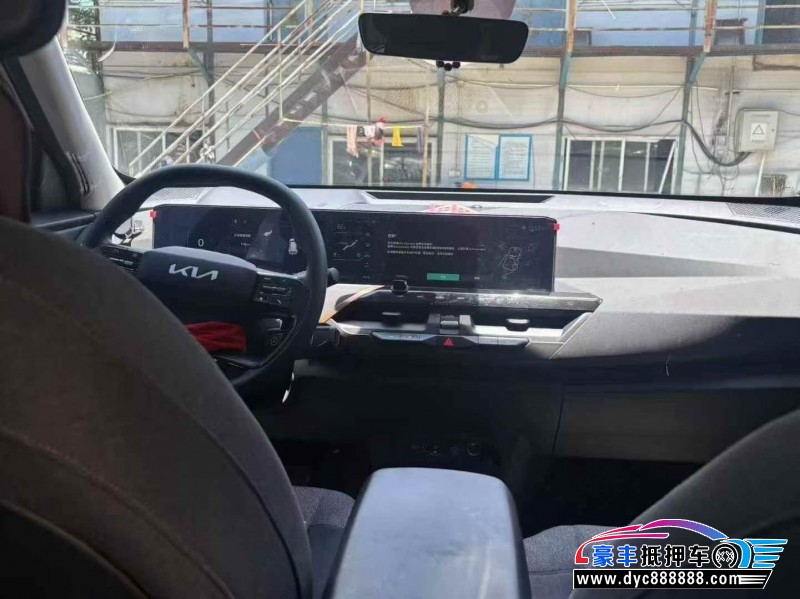 24年起亚EV5轿车抵押车出售