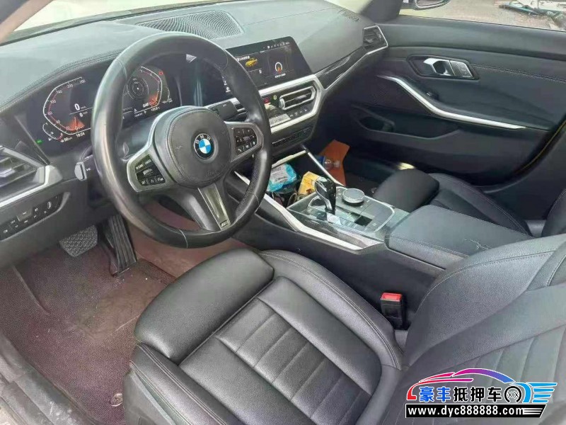 20年宝马3系轿车抵押车出售