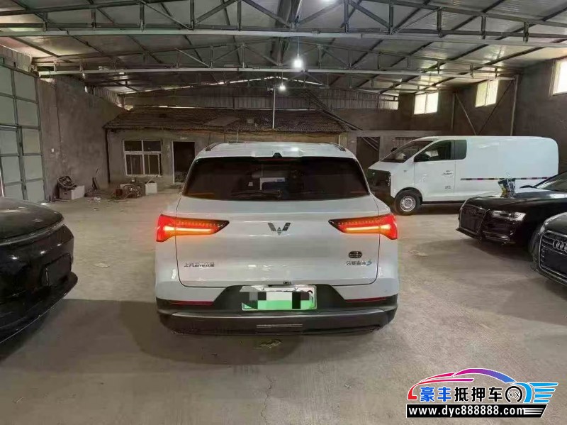 25年五菱星光轿车抵押车出售