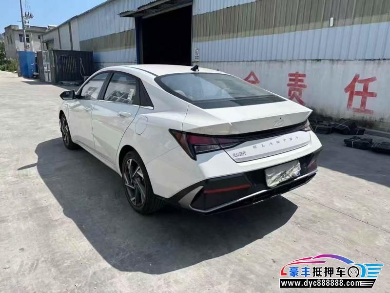 24年现代伊兰特轿车抵押车出售