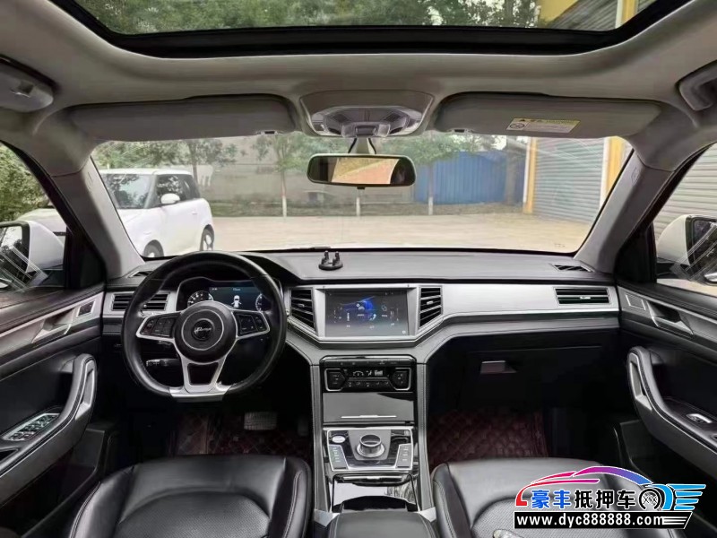 19年众泰大迈X7轿车抵押车出售