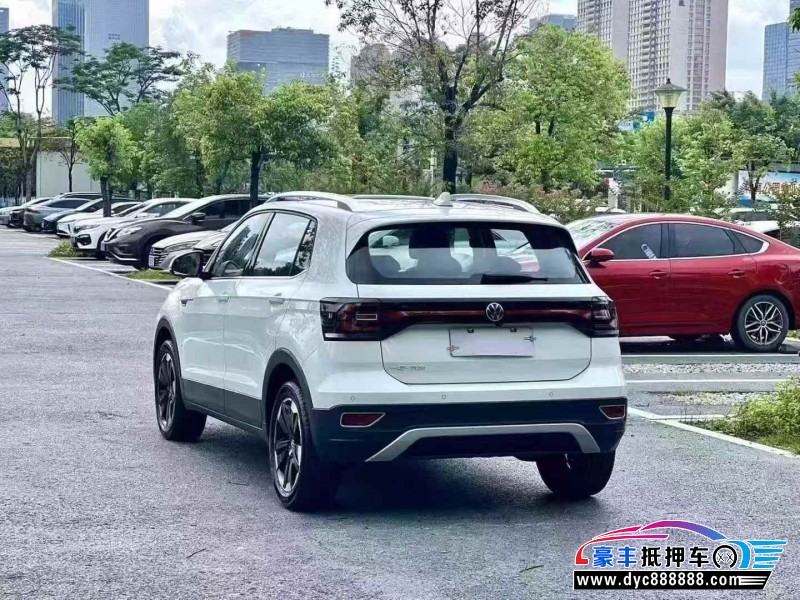 22年大众探影轿车抵押车出售