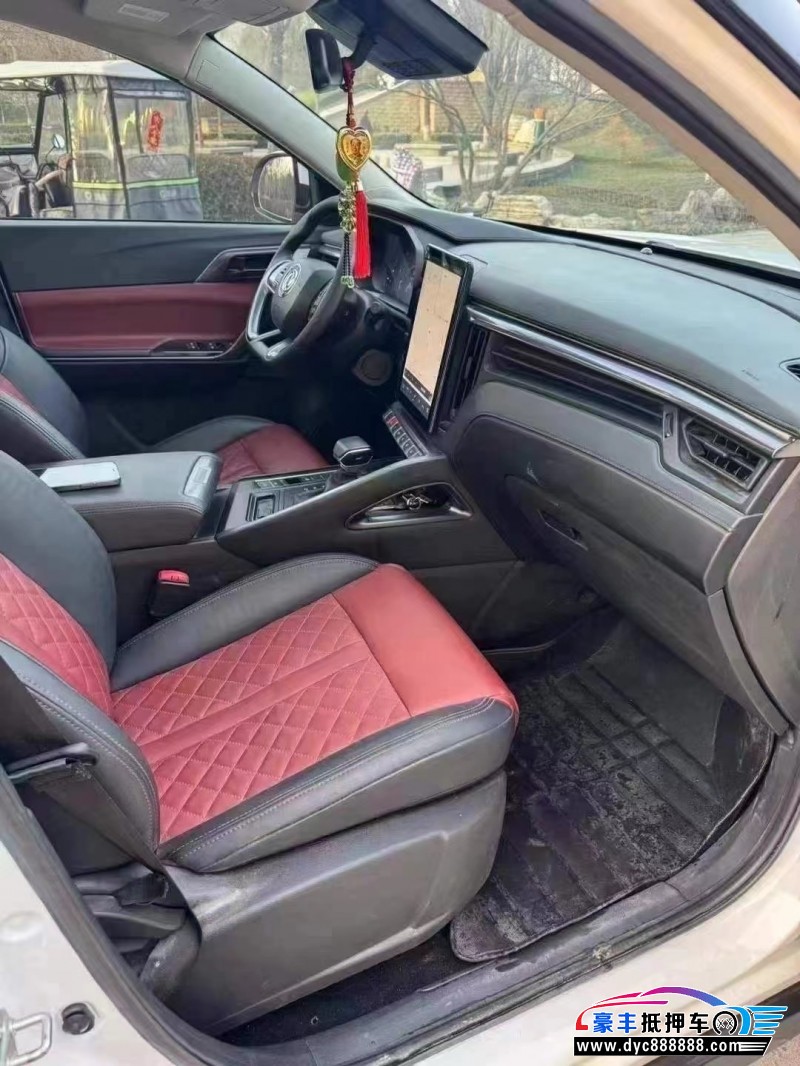 21年东风风行T5轿车抵押车出售