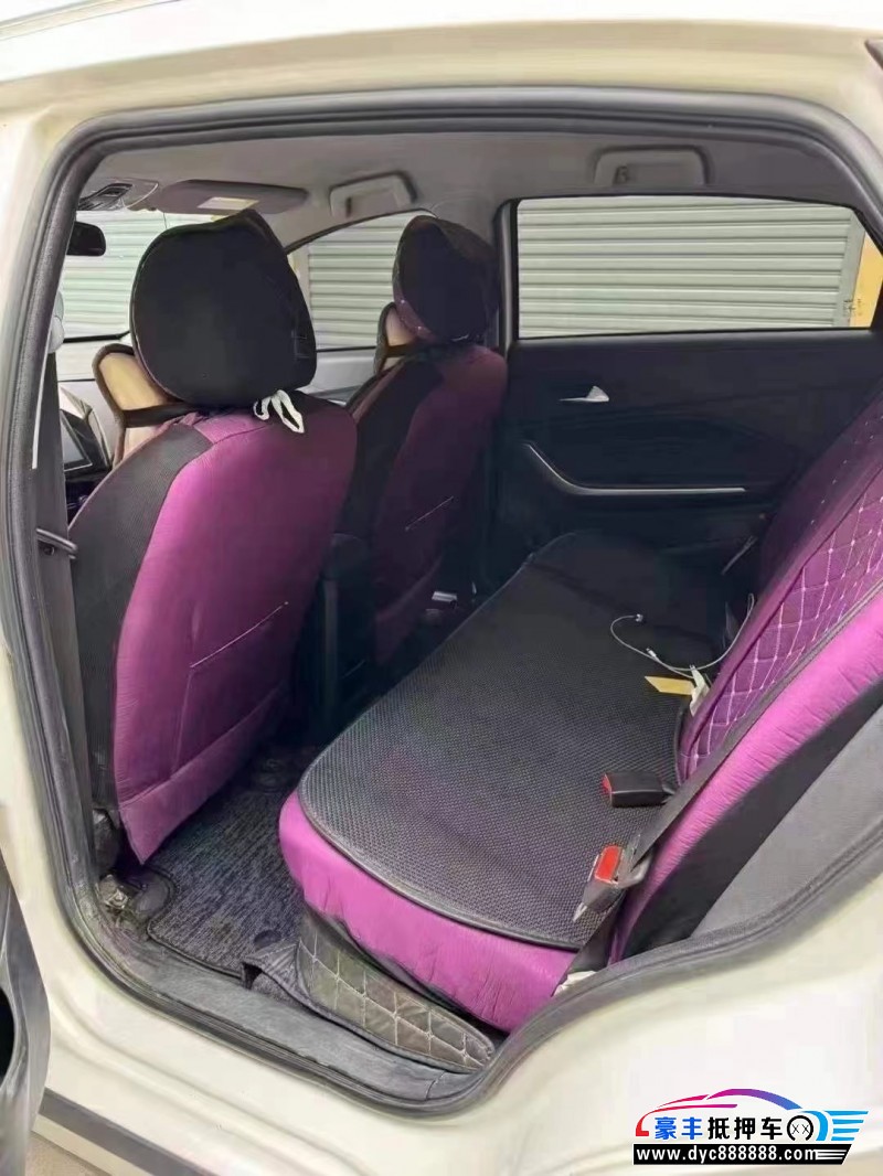 22年奇瑞瑞虎3x轿车抵押车出售