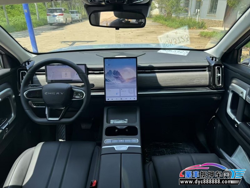 25年奇瑞瑞虎7轿车抵押车出售