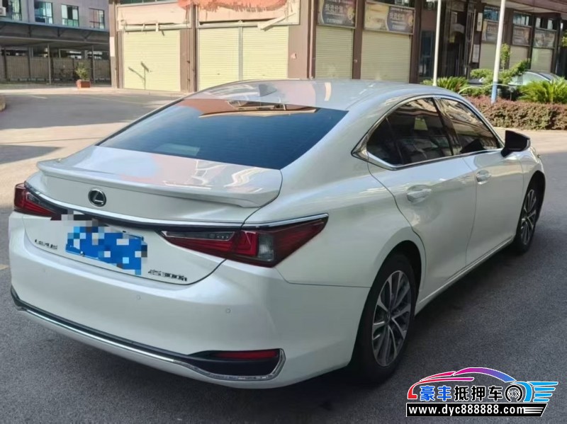 24年雷克萨斯ES轿车抵押车出售