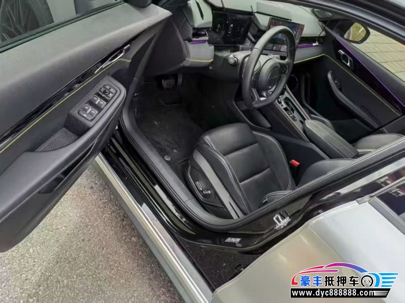 23年领克03轿车抵押车出售