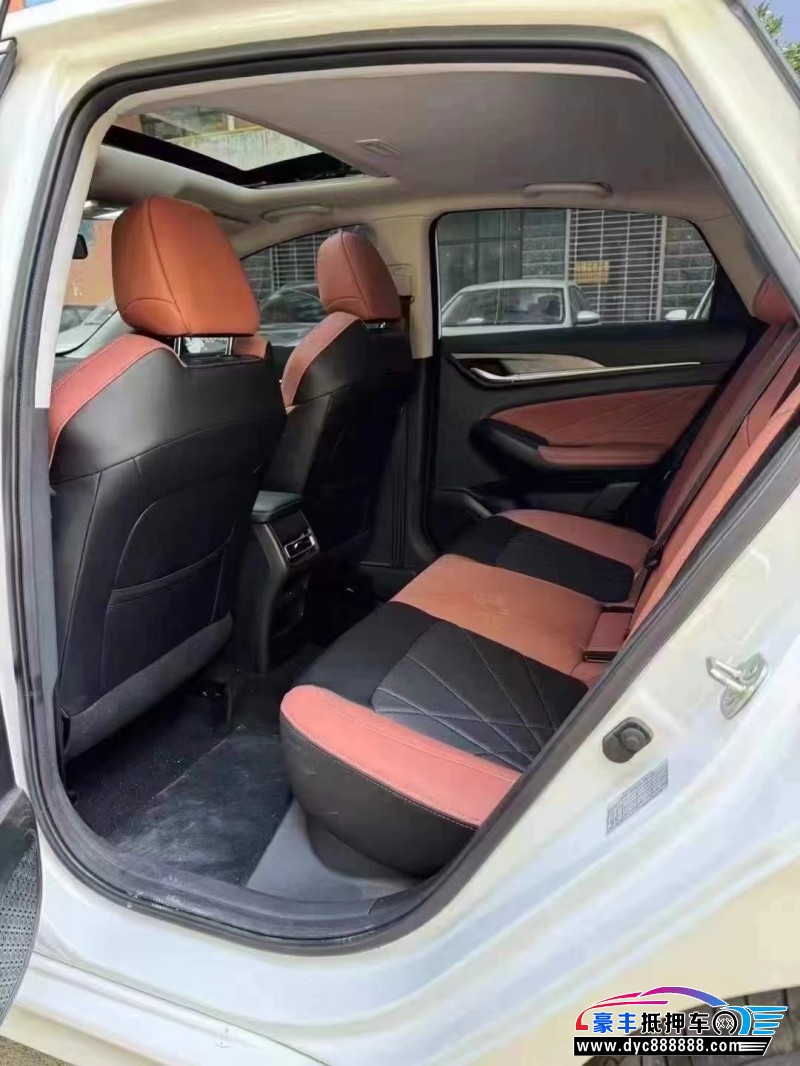 24年长安逸动轿车抵押车出售