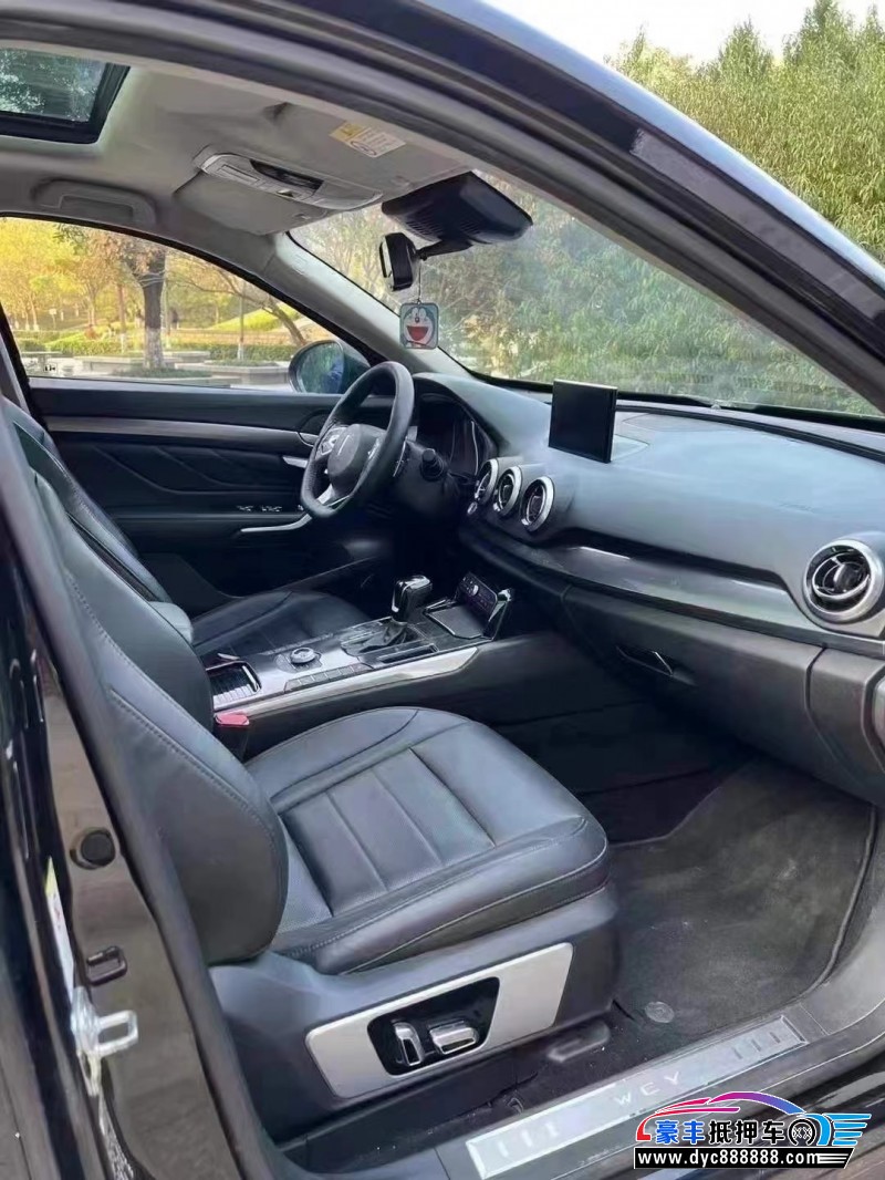 17年WEYVV7轿车抵押车出售