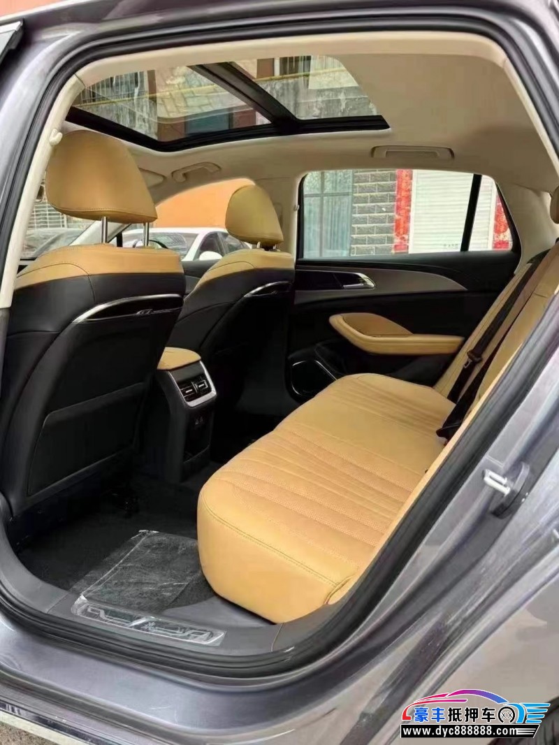 23年红旗H5轿车抵押车出售