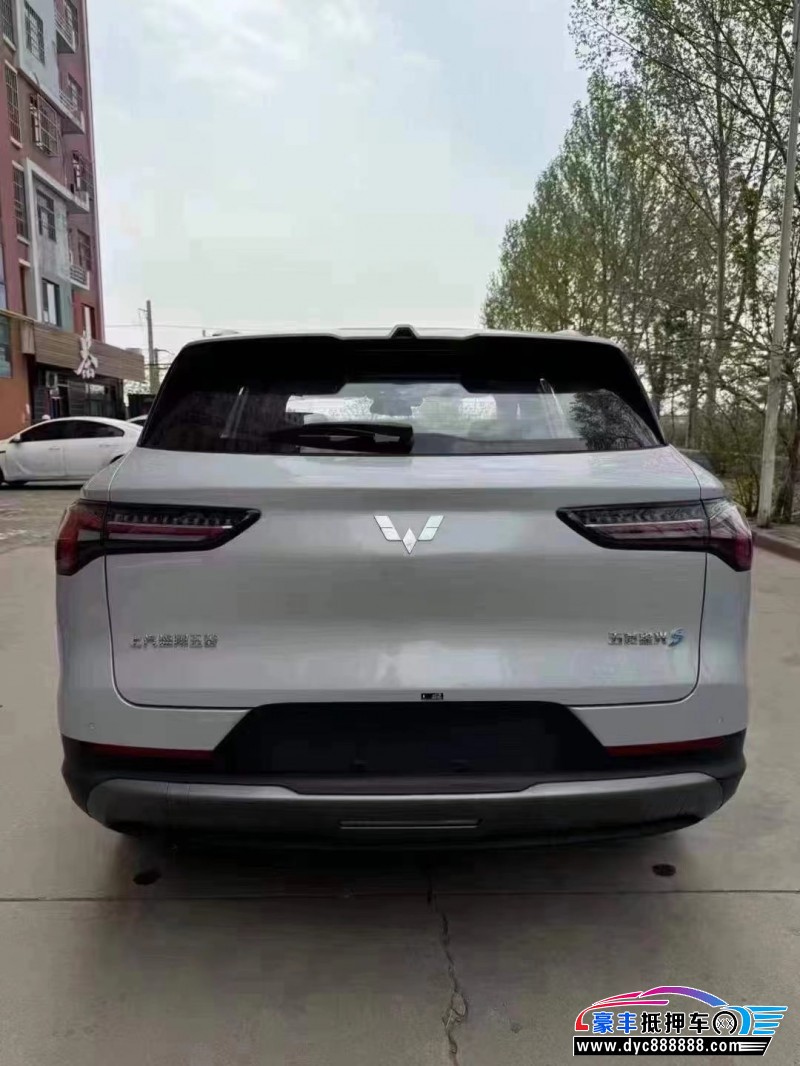 25年五菱星光轿车抵押车出售