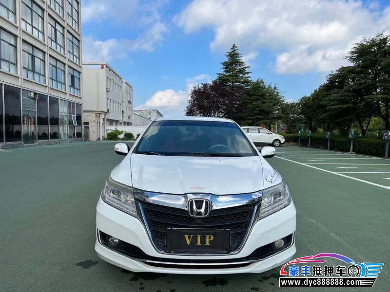 22年本田英诗派轿车抵押车出售