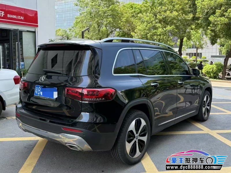 23年奔驰GLB轿车抵押车出售