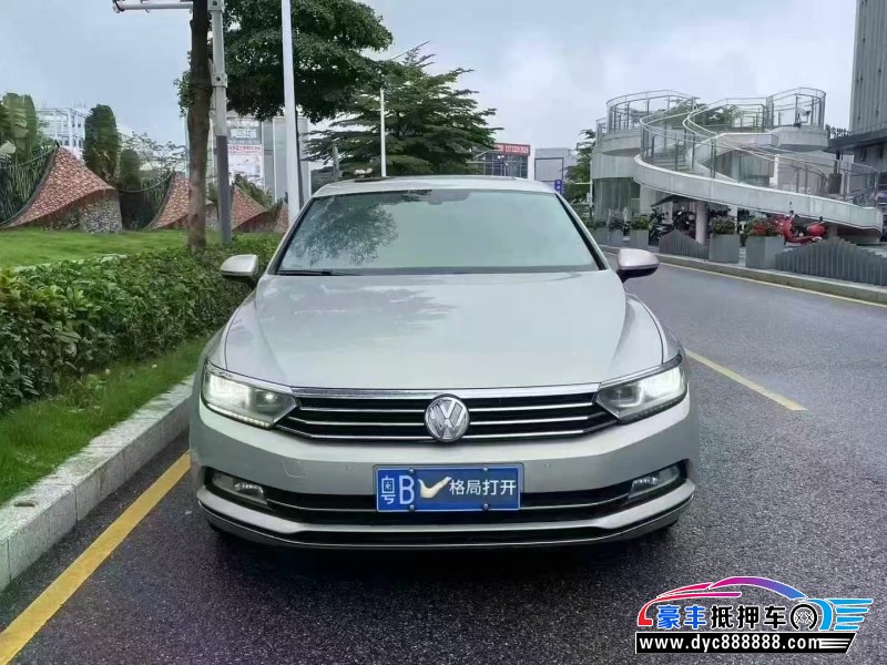 16年大众迈腾轿车抵押车出售