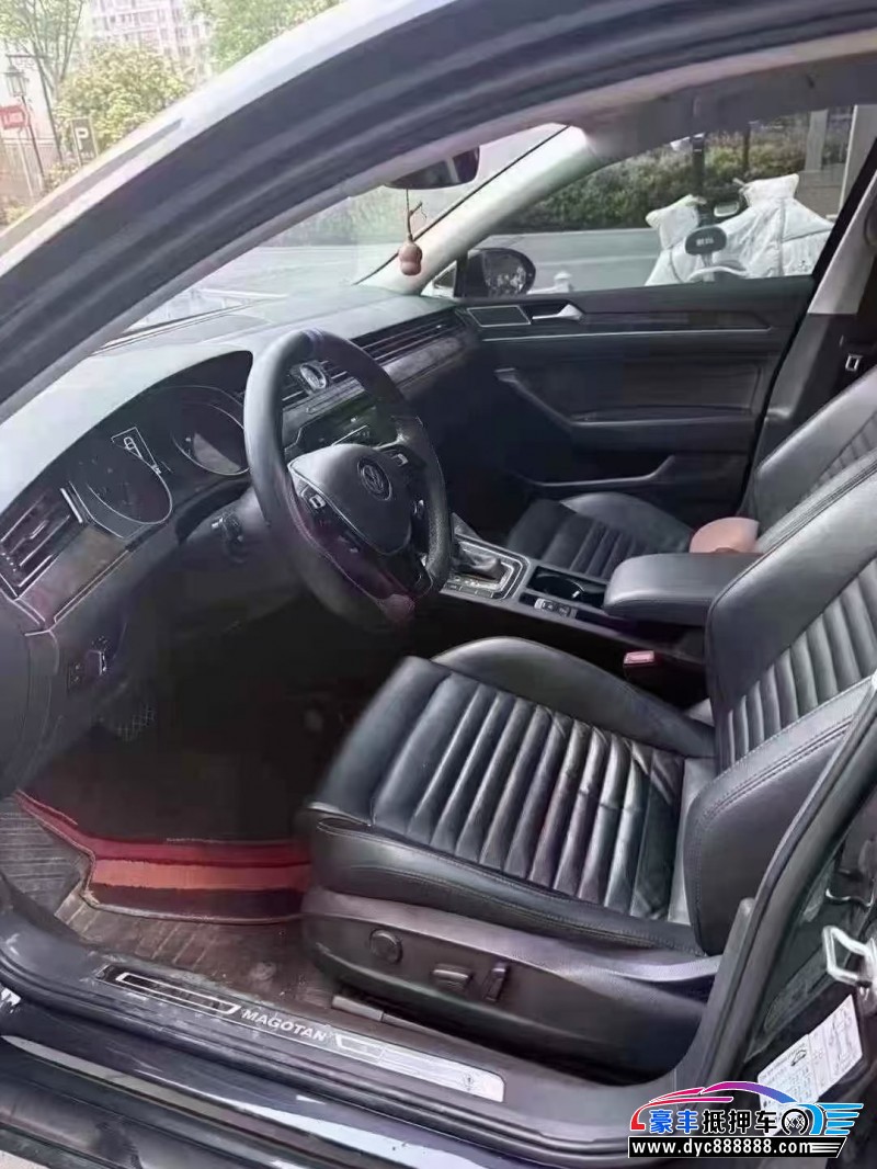 20年大众迈腾轿车抵押车出售