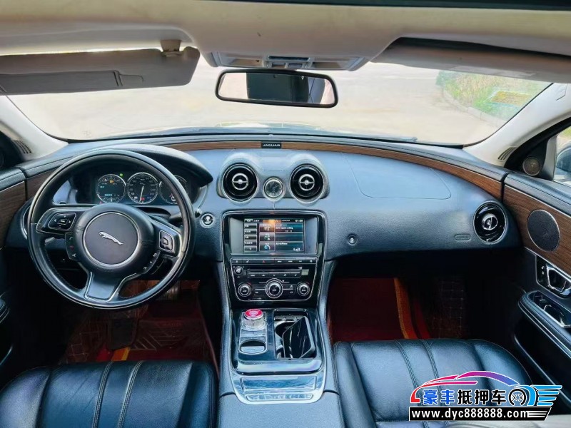 15年捷豹XJL轿车抵押车出售