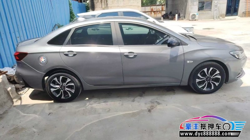 20年雪佛兰科鲁泽轿车抵押车出售