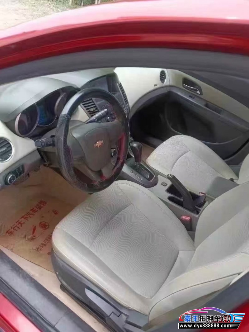 15年雪佛兰科鲁兹轿车抵押车出售