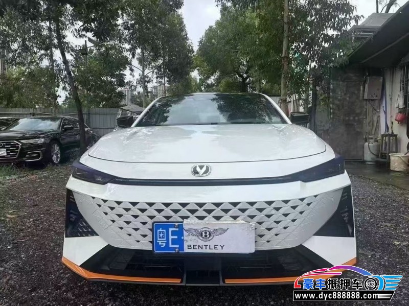 25年长安长安UNI轿车抵押车出售