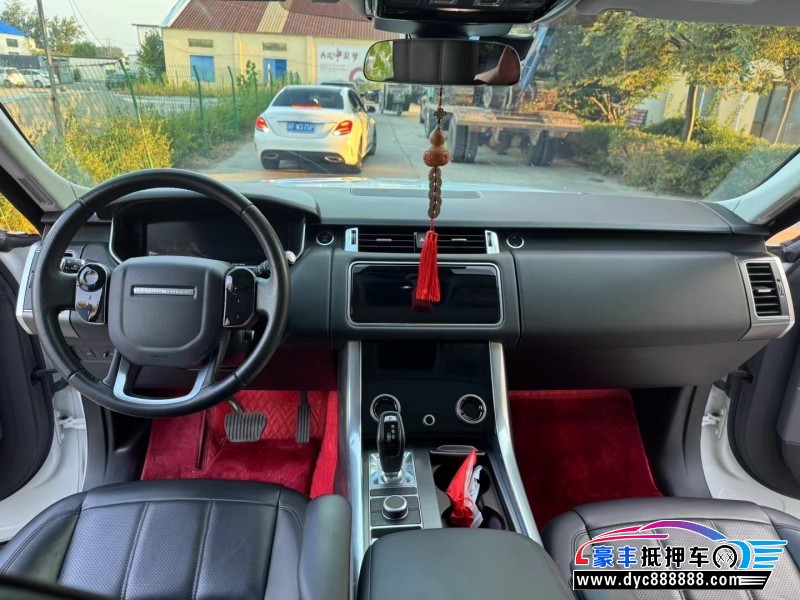 22年路虎揽胜运动轿车抵押车出售