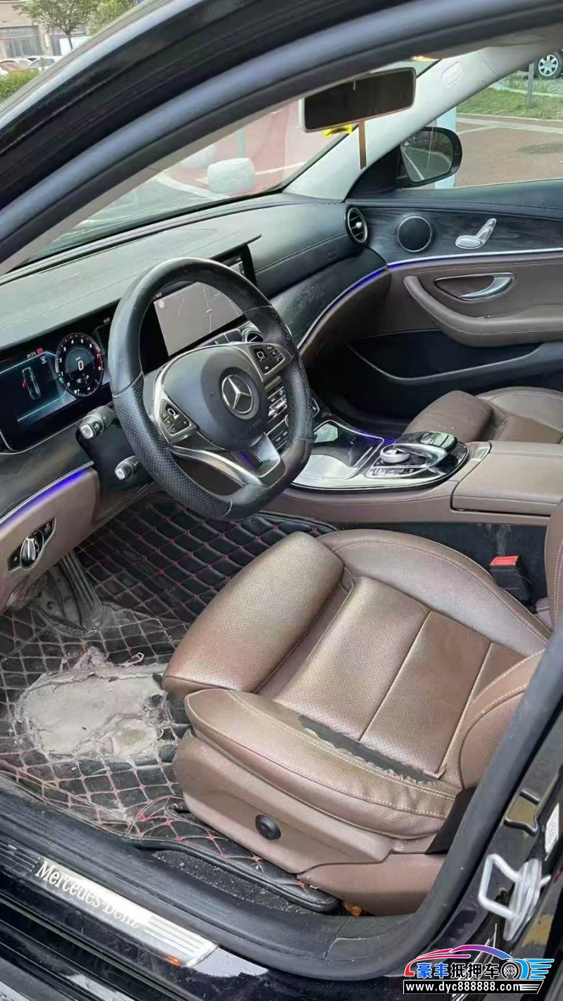 18年奔驰E轿车抵押车出售