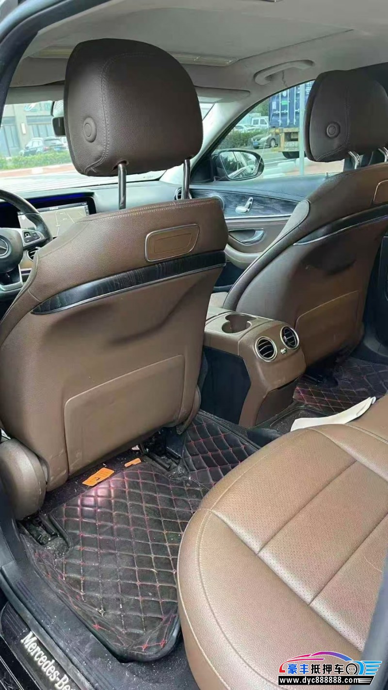 18年奔驰E轿车抵押车出售