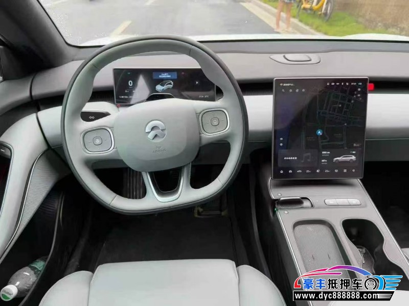 25年蔚来ET5轿车抵押车出售