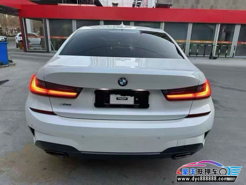 22年宝马3系轿车抵押车出售