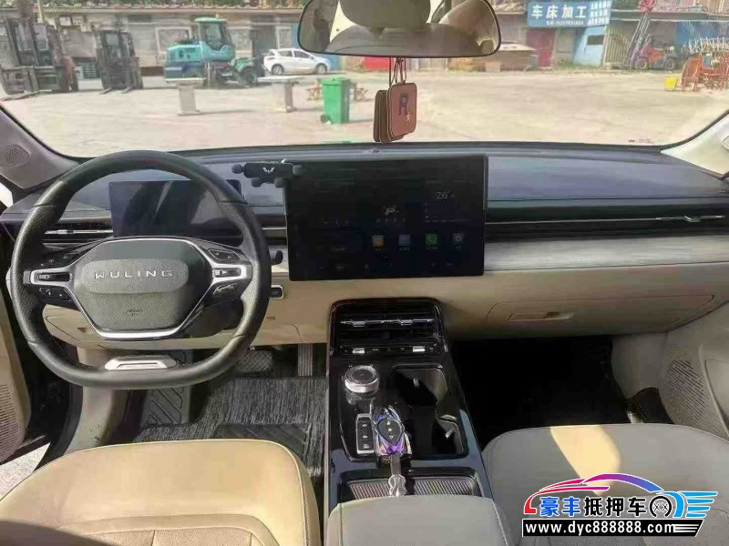 24年五菱星光轿车抵押车出售