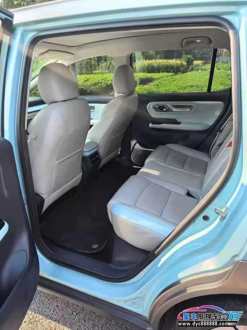 23年埃安Y80轿车抵押车出售