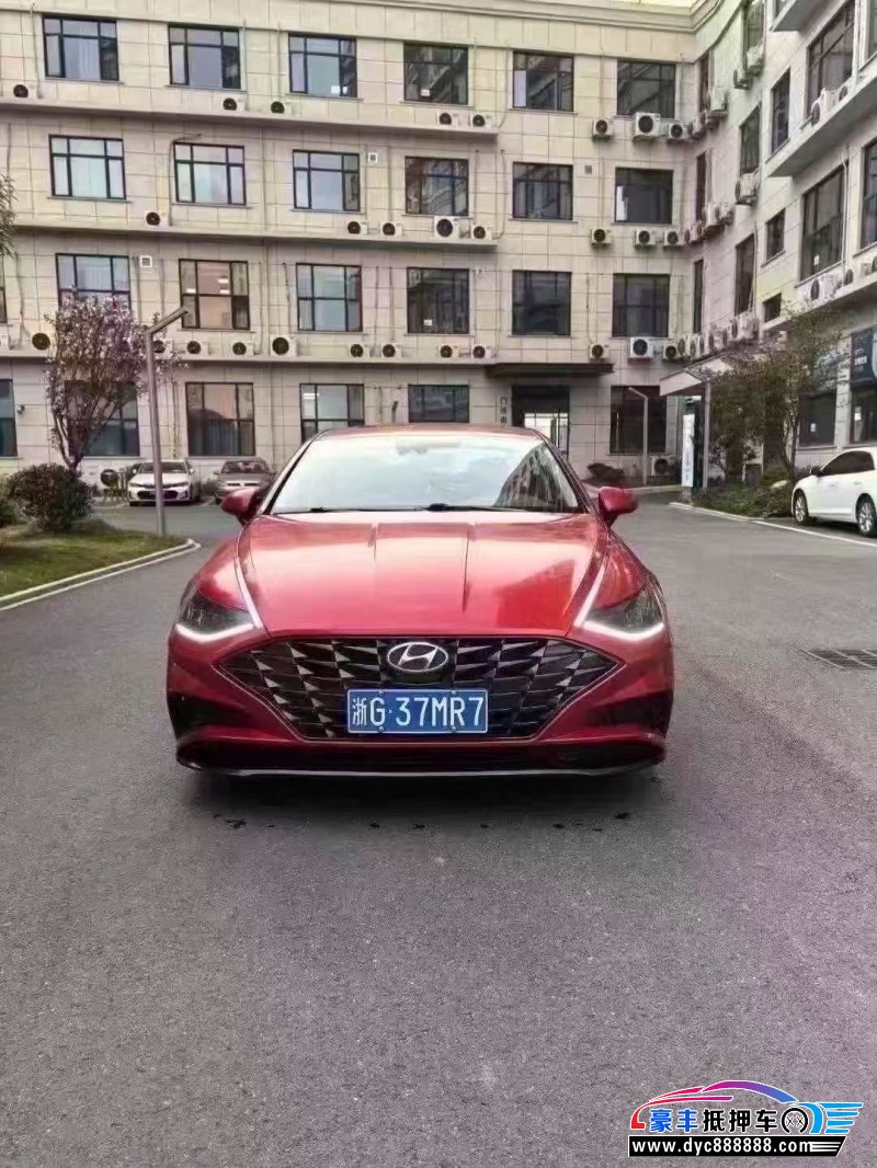 抵押车出售21年现代索纳塔轿车