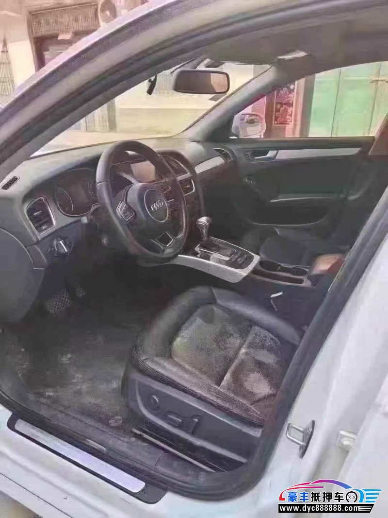 12年奥迪A4轿车抵押车出售