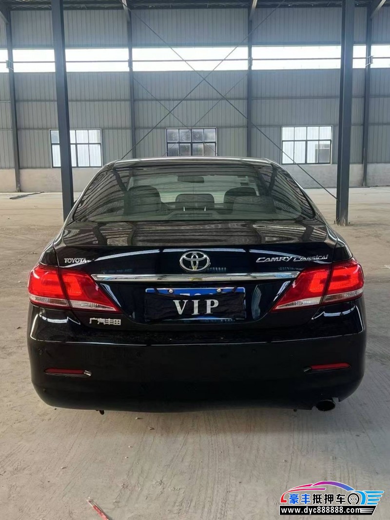 15年丰田凯美瑞轿车抵押车出售