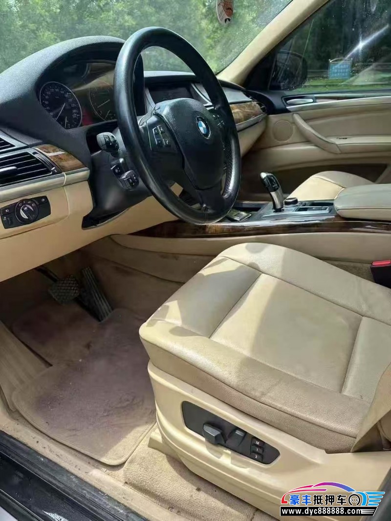 13年宝马X5轿车抵押车出售