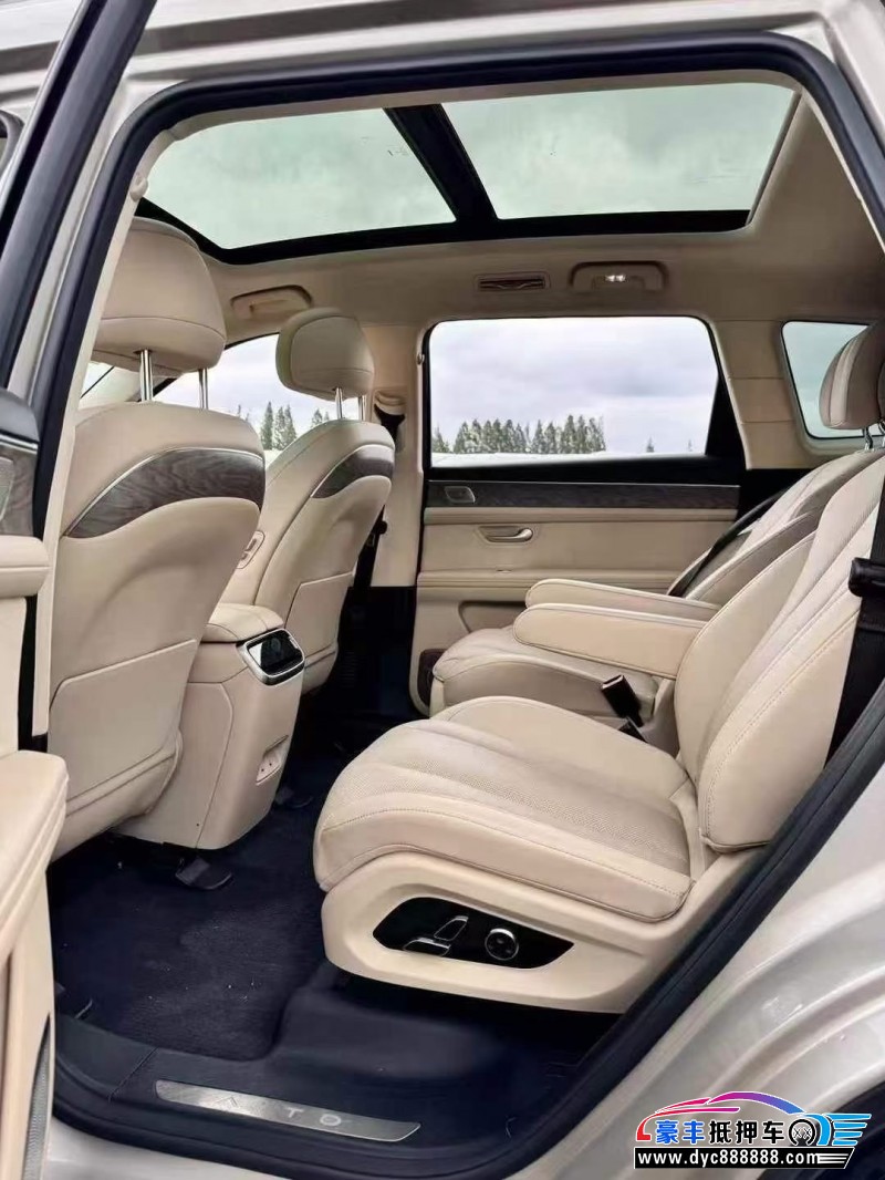 23年华为问界轿车抵押车出售