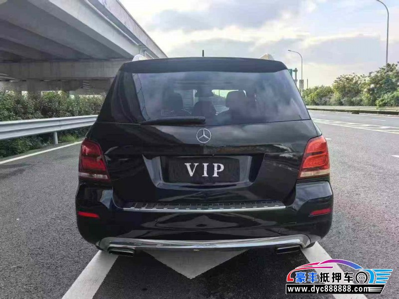 15年奔驰GLK轿车抵押车出售