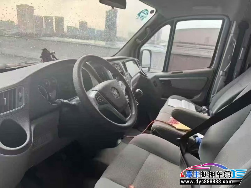 23年福田图雅诺轿车抵押车出售