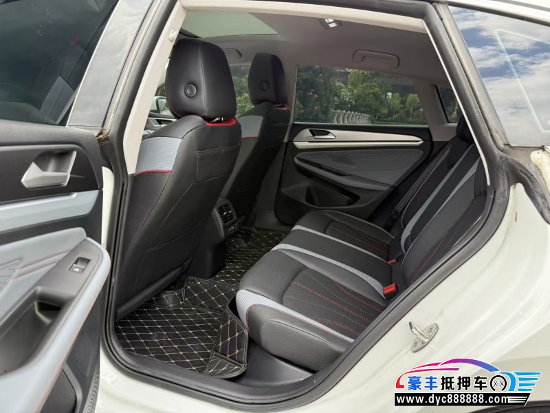 24年大众凌渡轿车抵押车出售