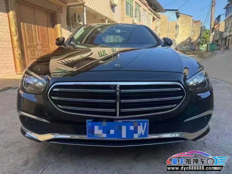 22年奔驰E轿车抵押车出售