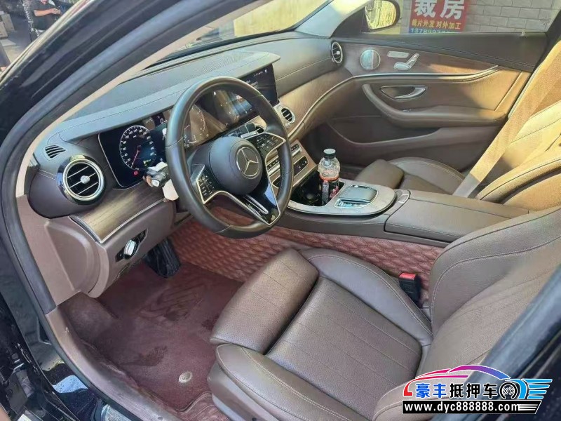 22年奔驰E轿车抵押车出售