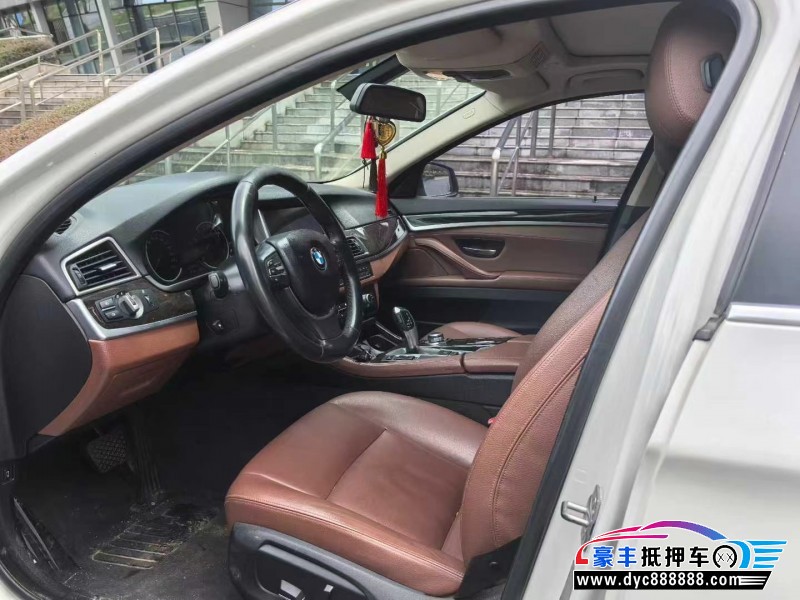 17年宝马5系轿车抵押车出售