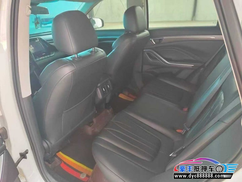 22年奔腾T55轿车抵押车出售